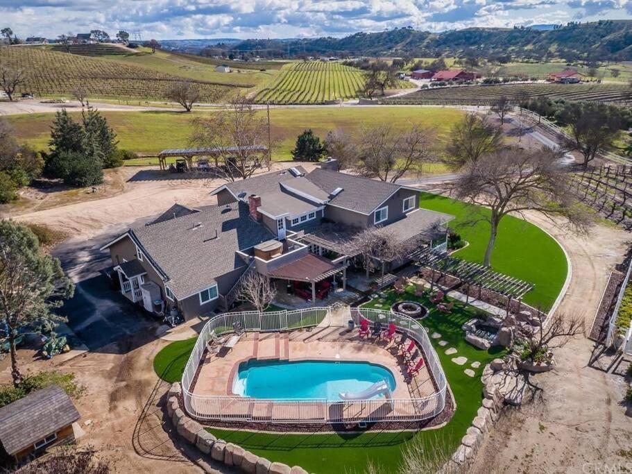 The Vineyard Farmhouse Villa El Paso de Robles Exterior foto